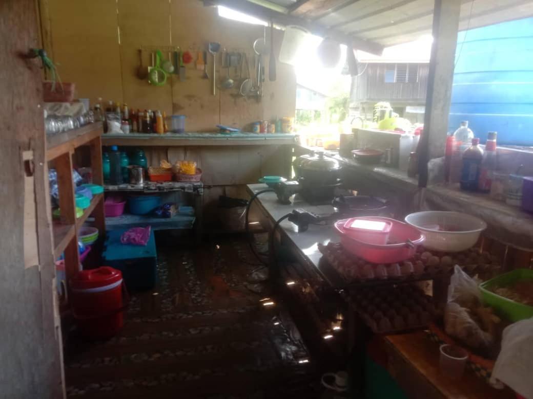 Mulu Homestay Luaran gambar